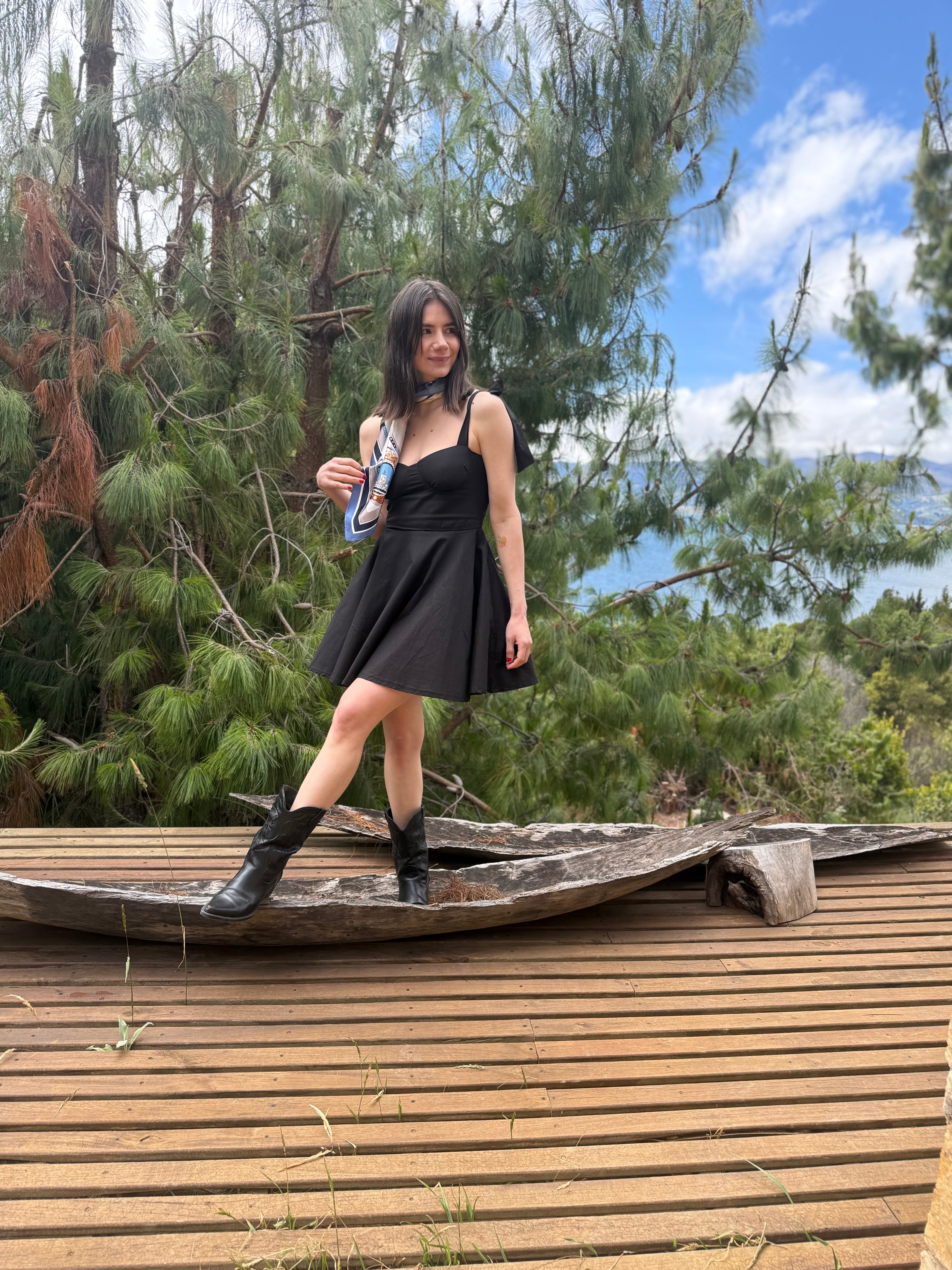 Vestido CORTO Veni Negro