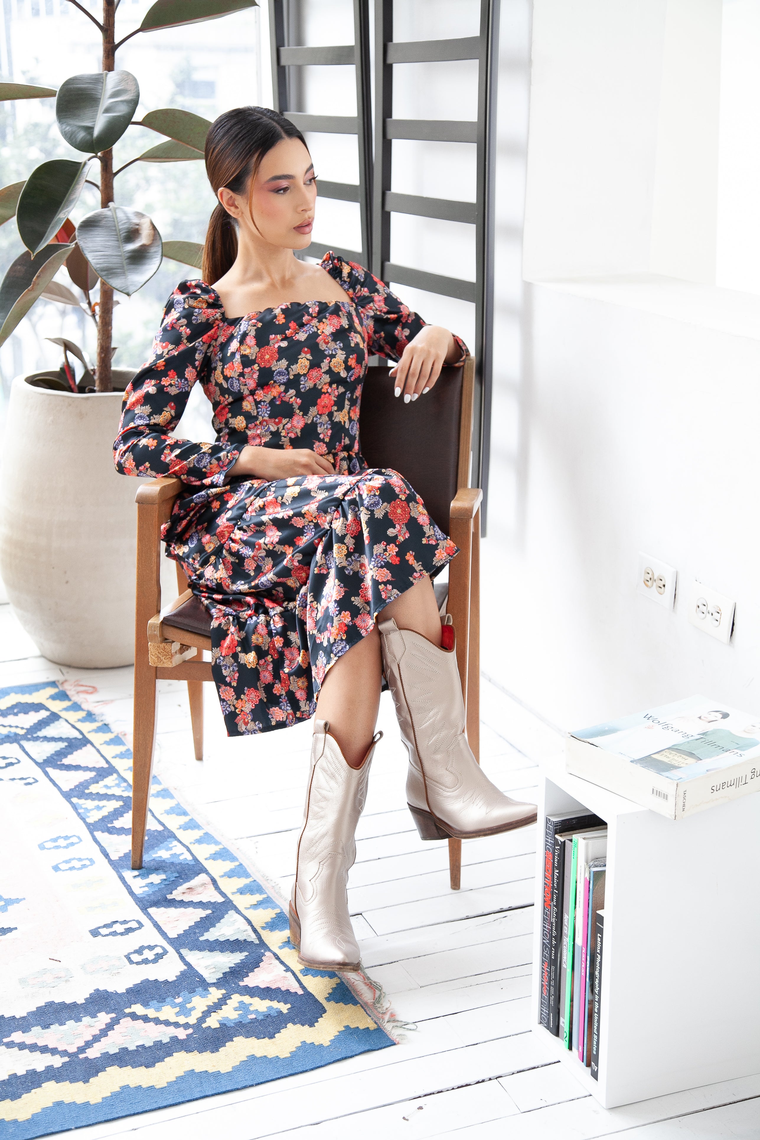 Vestido MIDI Florencia Flores Rosas